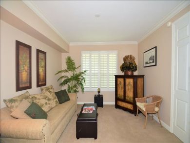 Naples Condo 919324