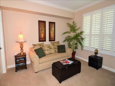 Naples Condo 919324