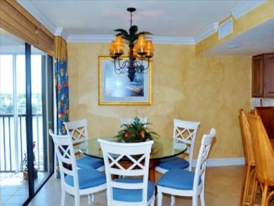 Naples Condo 919325