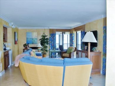 Naples Condo 919325