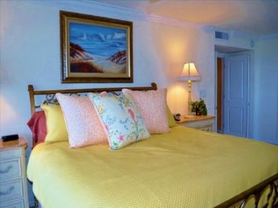 Naples Condo 919325