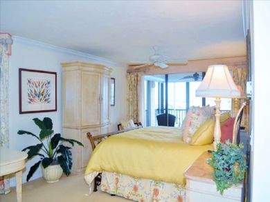 Naples Condo 919325