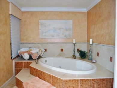 Naples Condo 919325