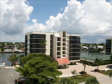 Naples Condo 919326