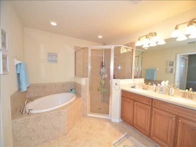 Naples Condo 919328