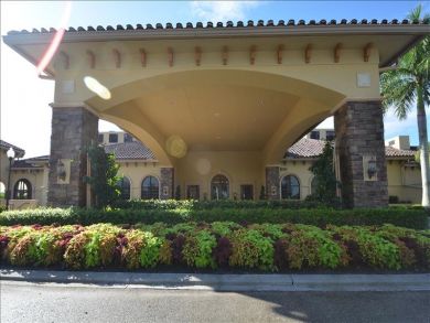 Naples Condo 919329