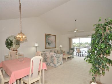 Naples Condo 919336