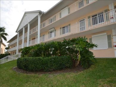 Naples Condo 919336