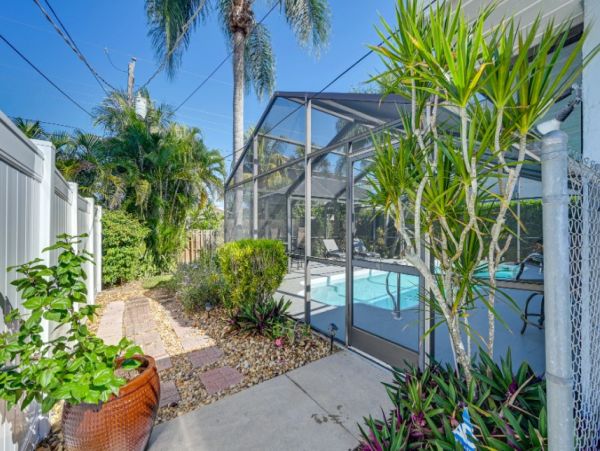 Walk to Beach Naples Vacation Home Three Bedroom