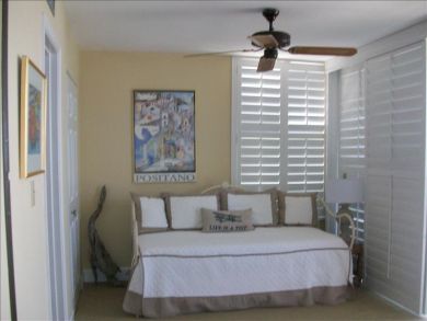 Naples Condo 919354