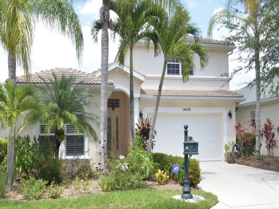 Naples Vacation Home with Pool Community Amenities