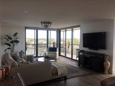 Sweeping Views From This 2 Bedroom High Rise in Naples