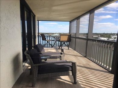 Sweeping Views From This 2 Bedroom High Rise in Naples