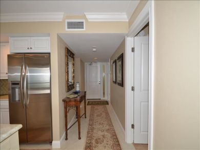 Naples Condo 919369