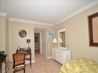 Naples Condo 919369