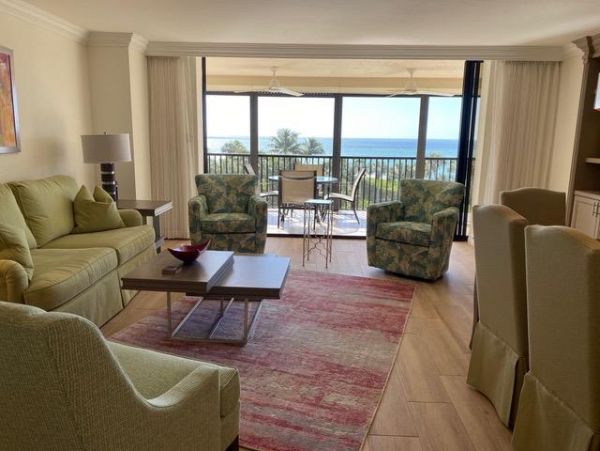 Stunning Gulf Front Vacation Condo Naples Florida