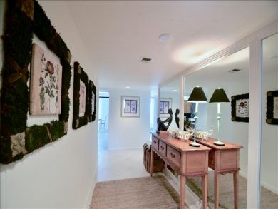 Naples Condo 919373