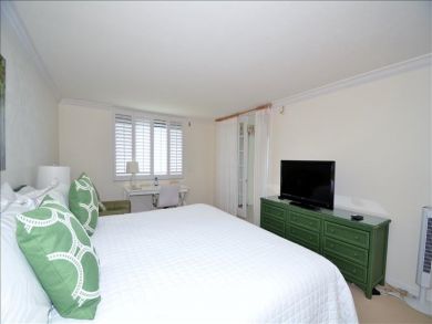 Naples Condo 919373