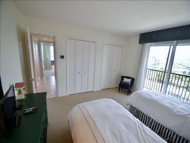 Naples Condo 919373