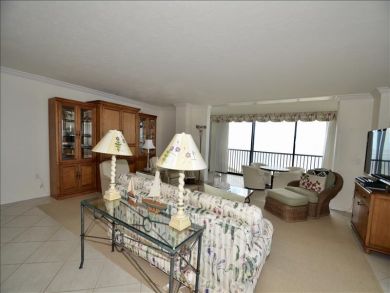 Naples Condo 919373