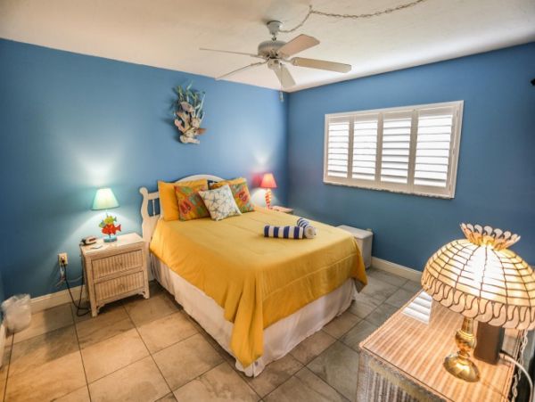 Fort Myers Cozy Two Bedroom Rental Condo