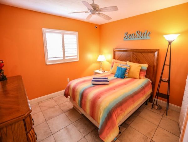 Fort Myers Cozy Two Bedroom Rental Condo