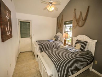 Fort Myers Home 919384