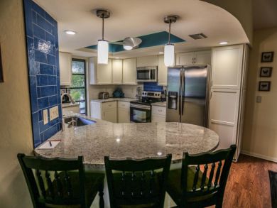 Walk to Beach 5 Bedroom Vacation Home in Fort Myers