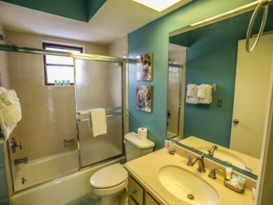 Walk to Beach 5 Bedroom Vacation Home in Fort Myers