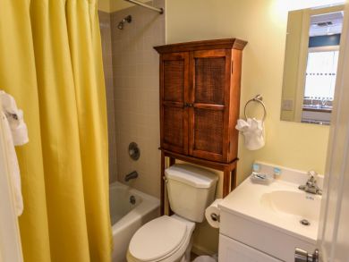 Walk to Beach 5 Bedroom Vacation Home in Fort Myers