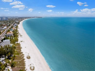 Walk to Beach 5 Bedroom Vacation Home in Fort Myers