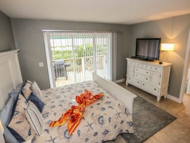 Gorgeous and Secluded Beach Front Home On Ft Myers Beach