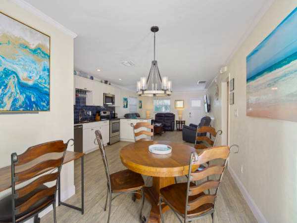 Perfectly located Duplex, sleeps 12 Fort Myers Beach