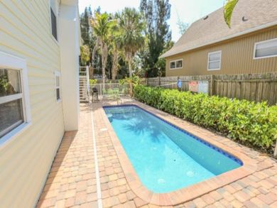 Fort Myers 3 Bedroom Vacation Home with Private Pool