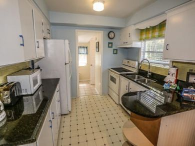 Fort Myers 3 Bedroom Vacation Home with Private Pool