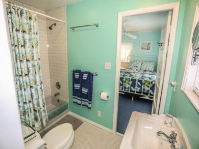 Fort Myers 3 Bedroom Vacation Home with Private Pool