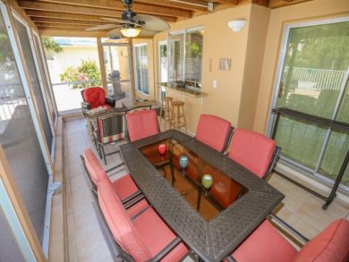 Fort Myers Beach Accommodation Sleeps Eight