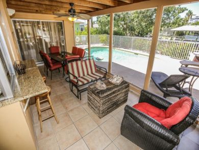 Fort Myers Beach Accommodation Sleeps Eight
