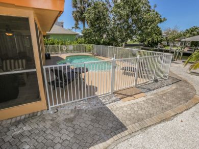 Fort Myers Beach Accommodation Sleeps Eight