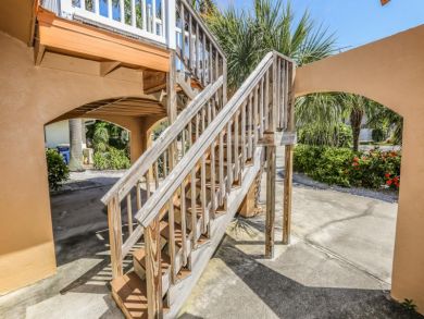 Fort Myers Beach Accommodation Sleeps Eight
