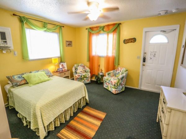 Four Separate Bedroom Fort Myers Vacation Home