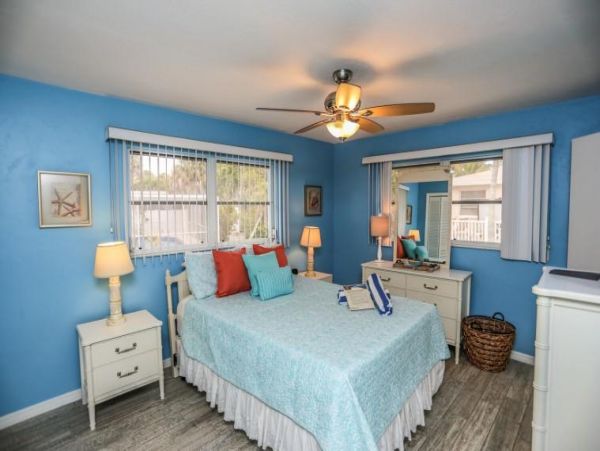 Charming 4 Bedroom Vacation Rental in Fort Myers Beach