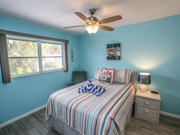 Charming 4 Bedroom Vacation Rental in Fort Myers Beach