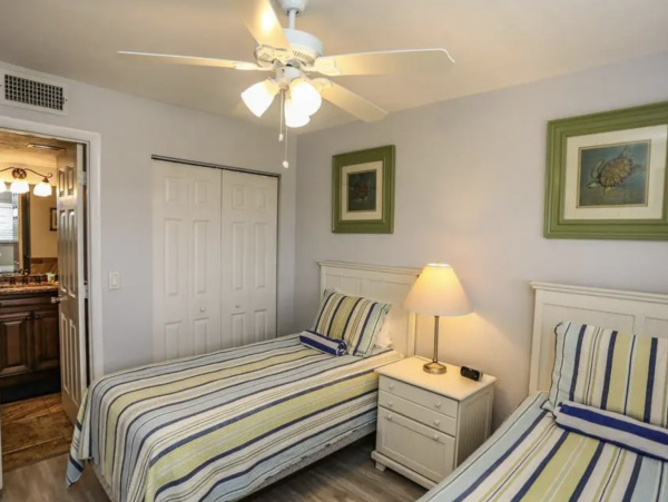 Fort Myers Beachfront Vacation Condo.
