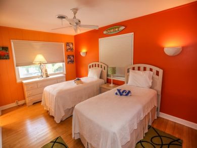 7 Bedroom Fort Myers Vacation Home Plus Guest House