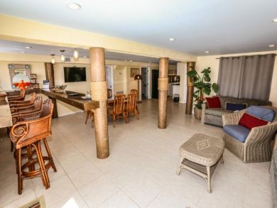 7 Bedroom Fort Myers Vacation Home Plus Guest House