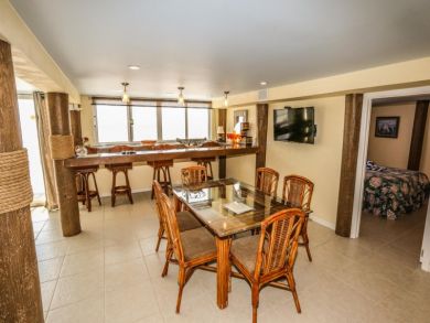 7 Bedroom Fort Myers Vacation Home Plus Guest House