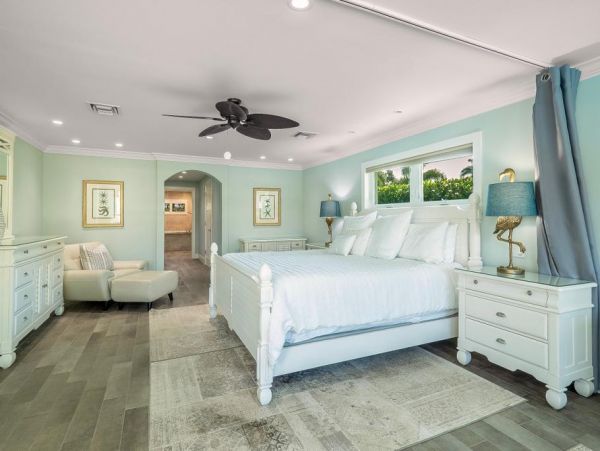 Fort Myers 4 Bedroom Pool Home Canal View Sleeps 12