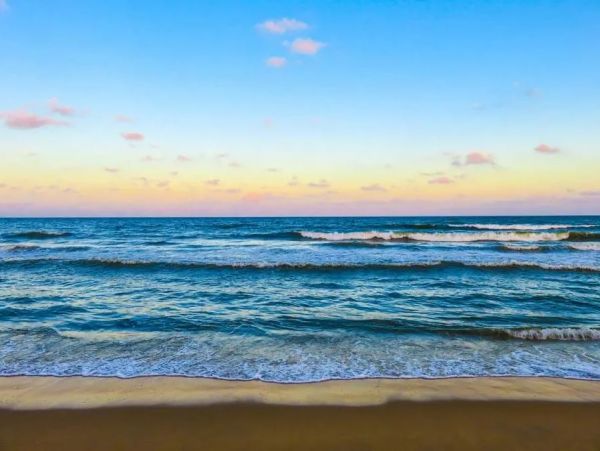 Beautiful Fort Myers Vacation Home 2 Min Walk to Beach