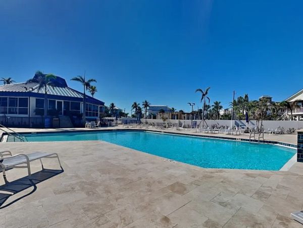 Fort Myers Beach Vacation Rental – Estero Bay Waterfront Condo with Resort Amenities
